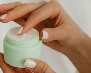 YouGov: polski rynek kosmetyków wart już ponad 18 mld zł